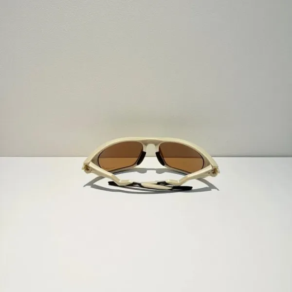 Oakley OO9480 Dispatch White Sunglasses - 27