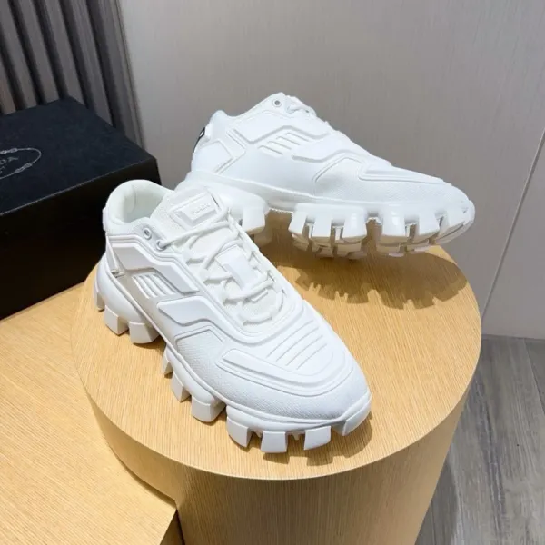 Prada Cloudbust Thunder Black and White Sneakers Chunky Sneakers - 10