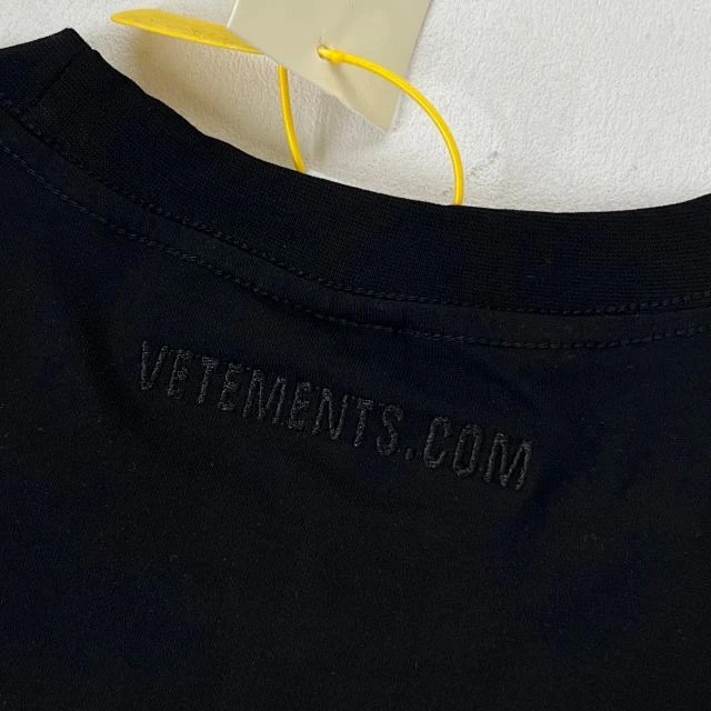 Vetements .com Logo Oversized T-Shirt Black - 16