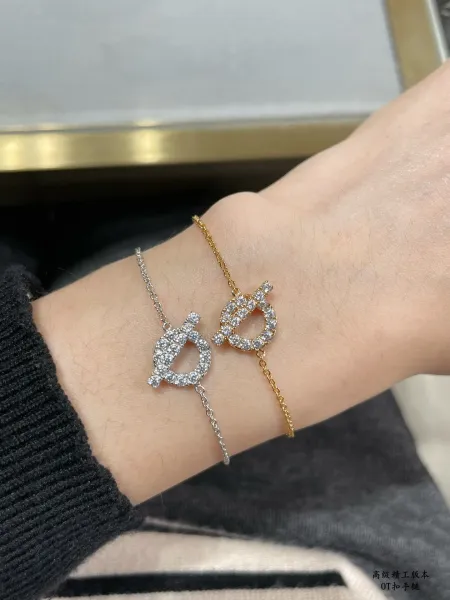 Design T-Bar Crystal Bracelet in Silver and Gold Jewelry - 19