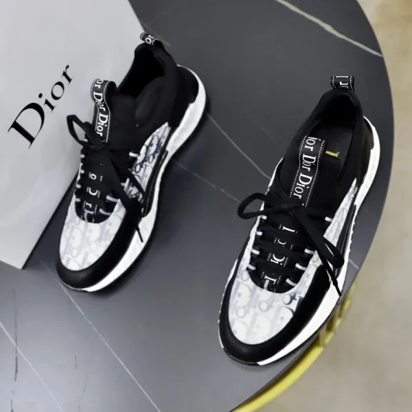 Dior B23 Oblique White Sneakers Chunky Sneakers - 4