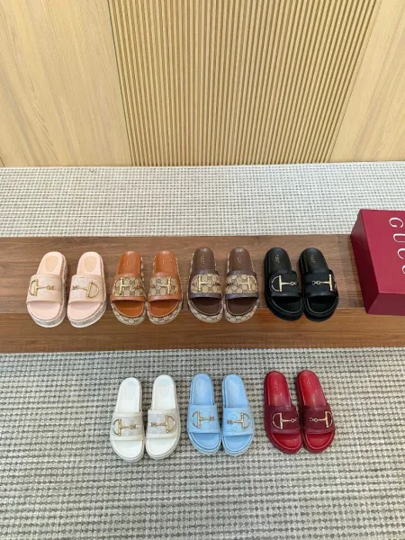 Gucci Horsebit Slide Sandals White Slippers - 9
