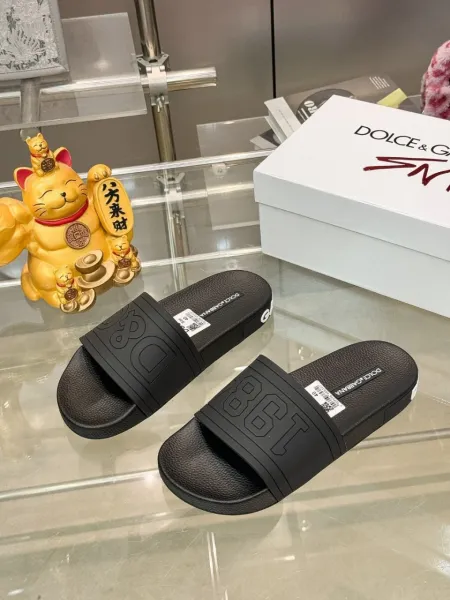 Dolce & Gabbana D&G Logo Slide Sandals Burgundy and Black Slippers - 5