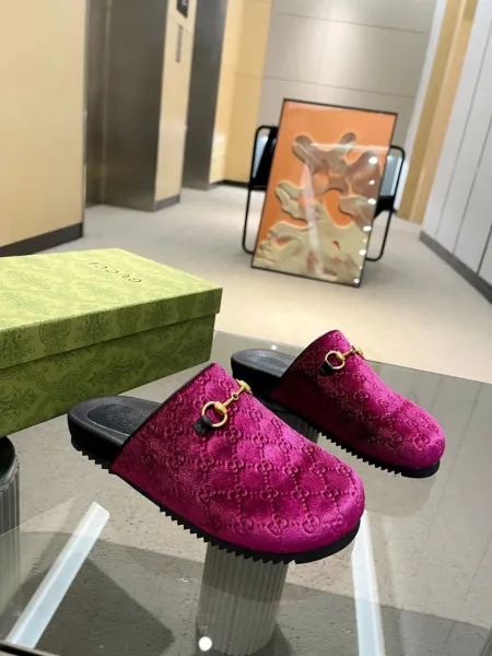 Gucci GG Marmont Velvet Slide Loafers Magenta Slippers - 1
