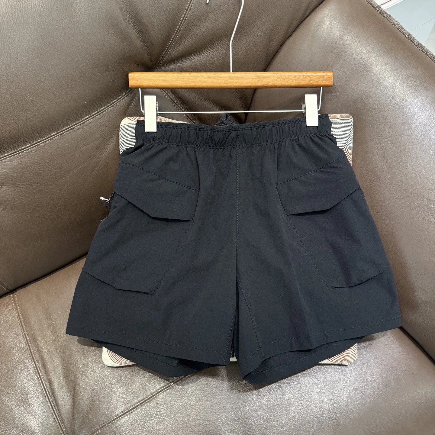 Design Utility Cargo Shorts Black