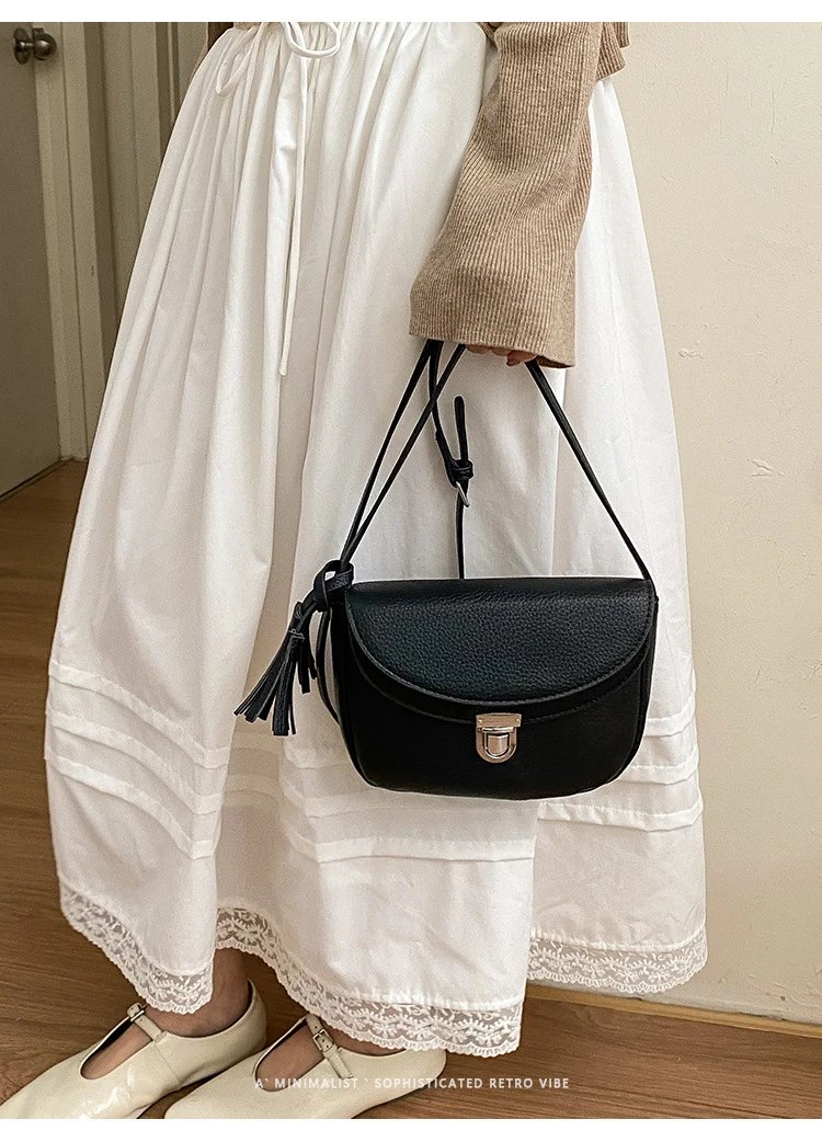 Design Saddle Bag Beige Crossbody Bag - 35