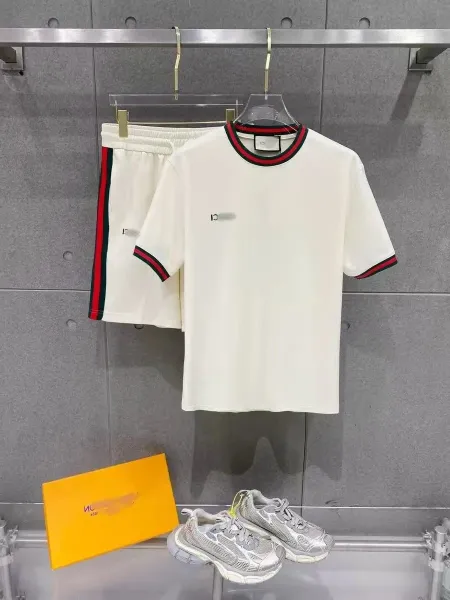 Gucci Tennis 1977 White T-Shirt and Shorts Set with Red-Green Trim - 1