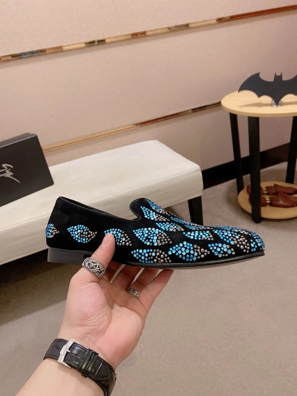 Design Giuseppe Zanotti Crystal-Embellished Velvet Loafers Blue Black Loafers - 2