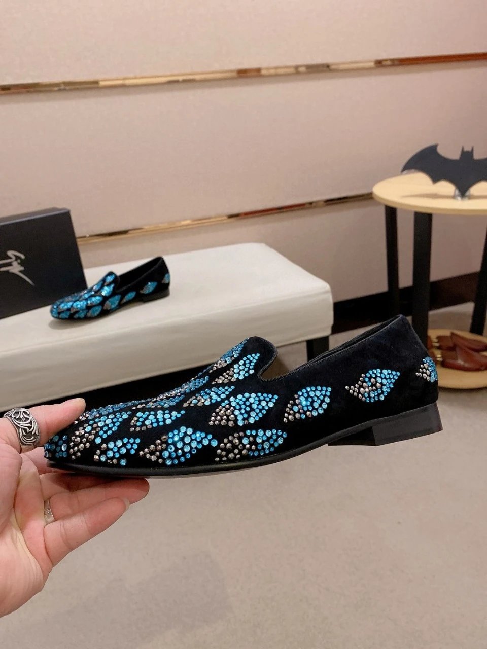 Design Giuseppe Zanotti Crystal-Embellished Velvet Loafers Blue Black Loafers - 11