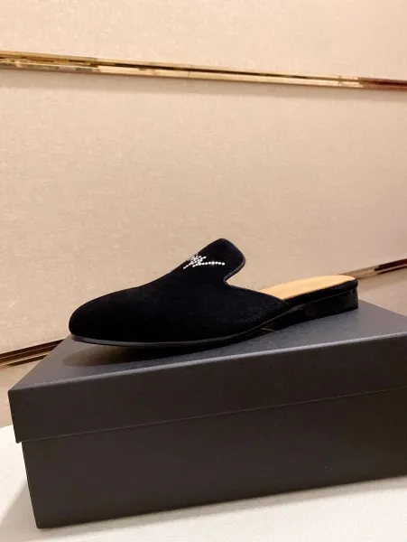 Design Giuseppe Zanotti Velvet Mule Slippers Black Slippers - 12