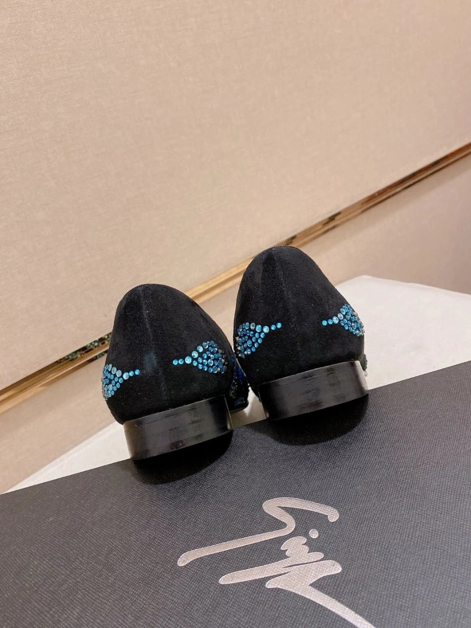 Design Giuseppe Zanotti Crystal-Embellished Velvet Loafers Blue Black Loafers - 9