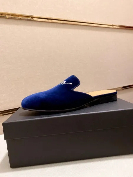 Design Giuseppe Zanotti Velvet Mule Slippers Black Slippers - 11