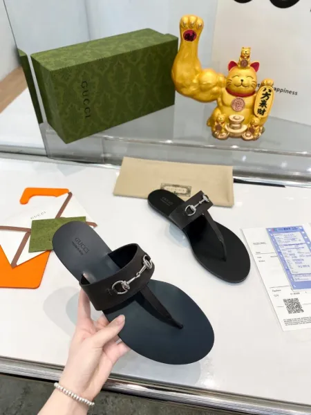 Gucci Horsebit Thong Sandals Black and Tan Leather Sandals - 40