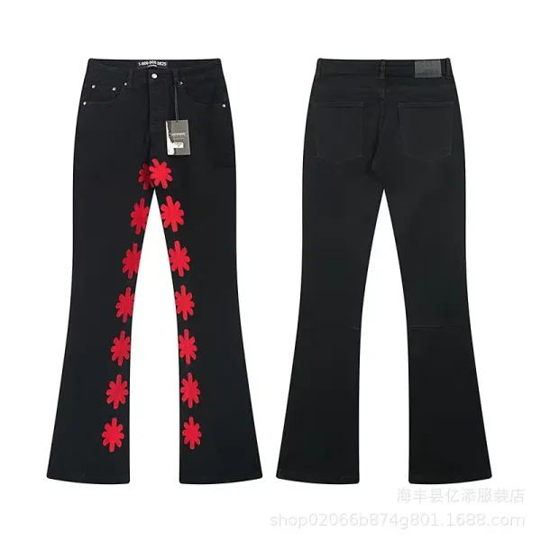 Design Floral Embroidered Flared Jeans Light Wash - 11