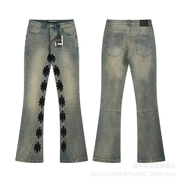 Design Floral Embroidered Flared Jeans Light Wash - 4