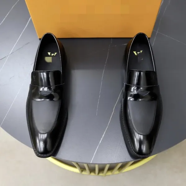 Louis Vuitton Damier Graphite Loafers Black - 6