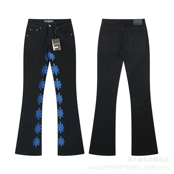Design Floral Embroidered Flared Jeans Light Wash - 12