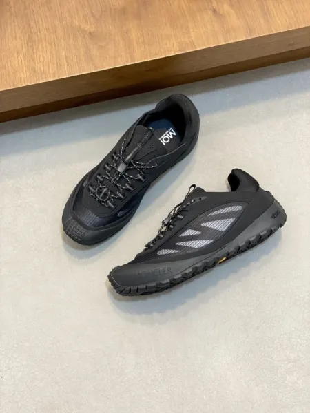 Moncler x Vibram Trail Running Shoes Black - 1