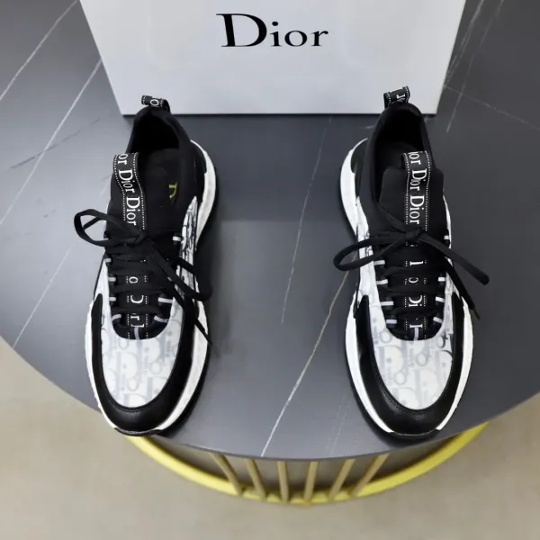 Dior B23 Oblique White Sneakers Chunky Sneakers - 3