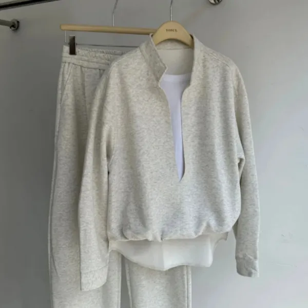 Design Gray Mandarin Collar Cropped Sweatshirt and Wide-Leg Sweatpants Set - 4