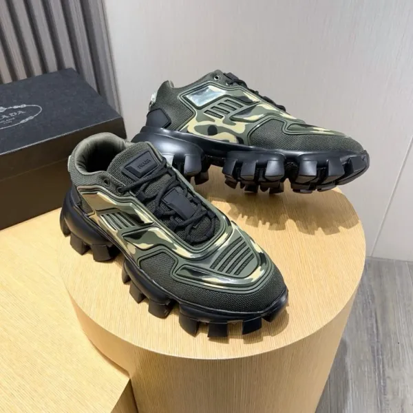 Prada Cloudbust Thunder Black and White Sneakers Chunky Sneakers - 18