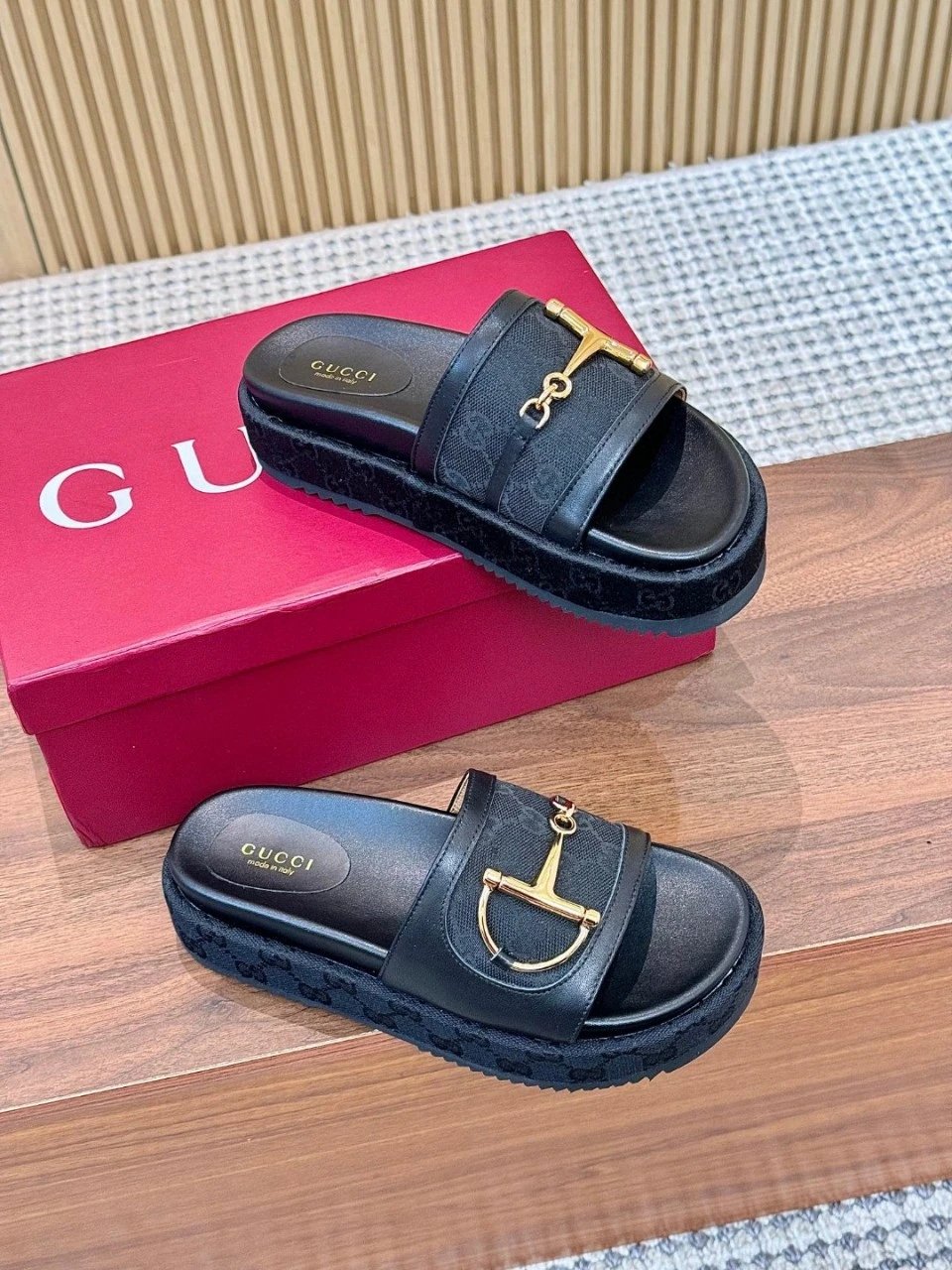 Gucci Horsebit Slide Sandals White Slippers - 8