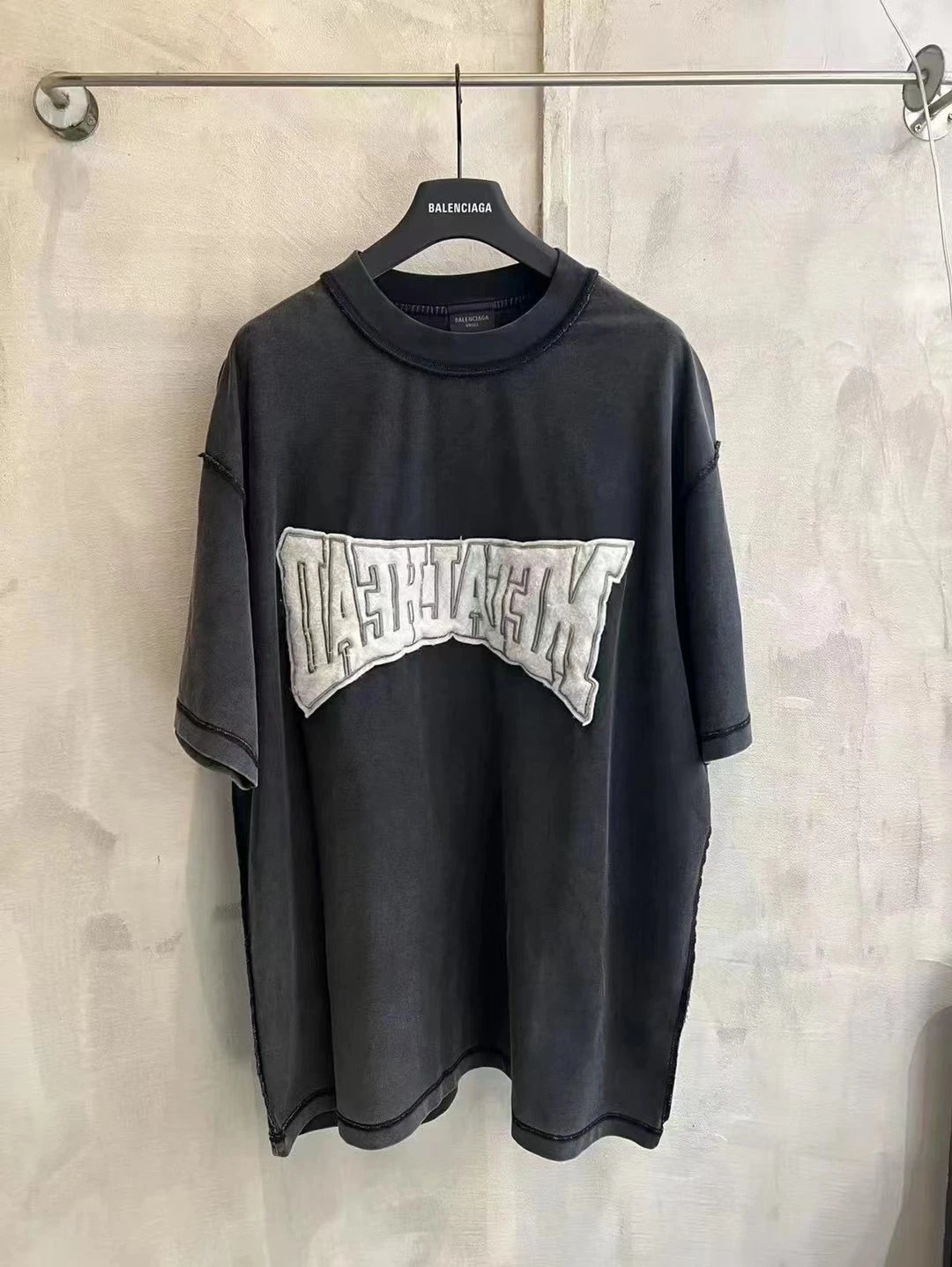 Balenciaga Collegiate Arch Logo 01 Black T-Shirt - 11