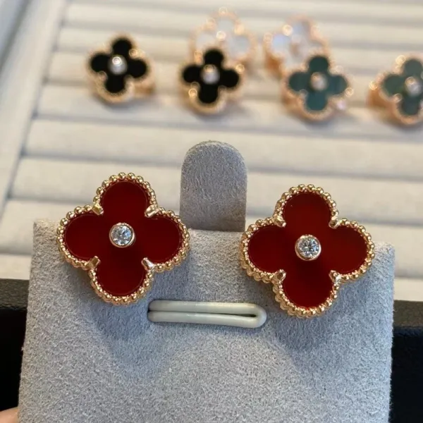 Van Cleef & Arpels Alhambra Motif Mother-of-Pearl Earrings Rose Gold - 11