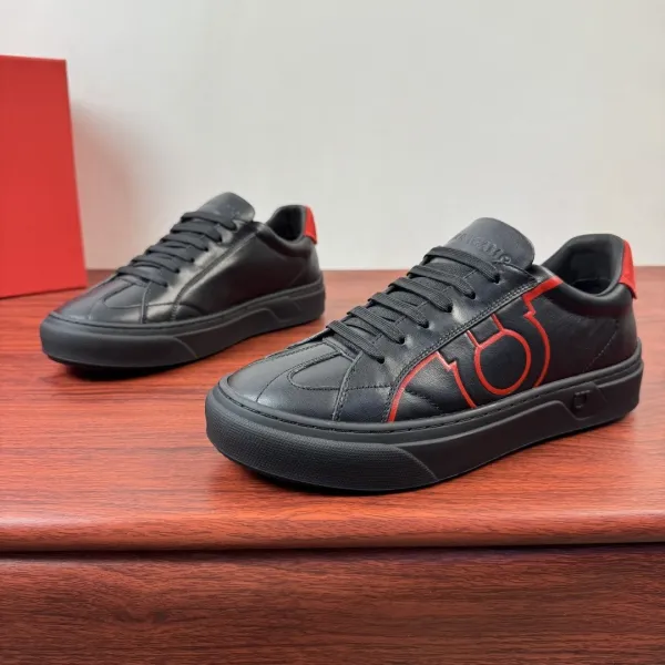 Hogan H222 Black and White Leather Sneakers - 12