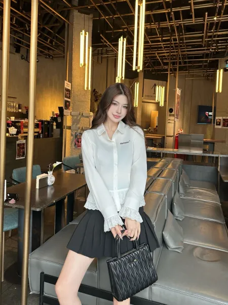 Miu Miu Embroidered Lace-Hem Shirt White - 4