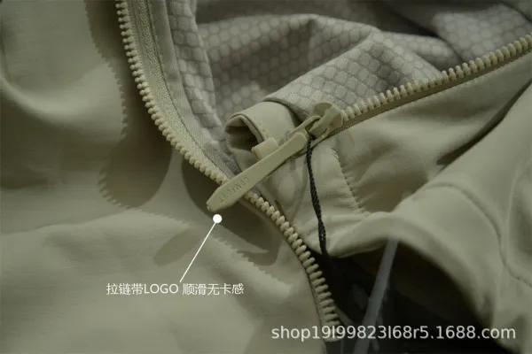Design Mammut Eiger Nordwand Comfort Pro Jacket Beige Outerwear - 28