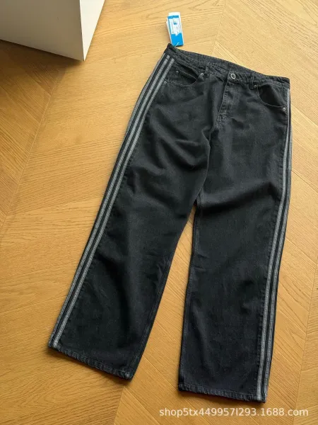 Design Wide-Leg Straight Jeans Blue - 12