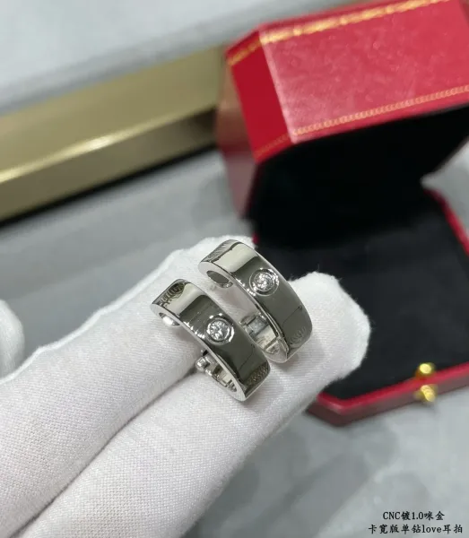Cartier Love Earrings Gold with Single Diamond Jewelry - 11