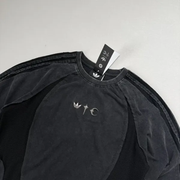 Adidas Originals T-Shirt with Triple Logo Black - 21
