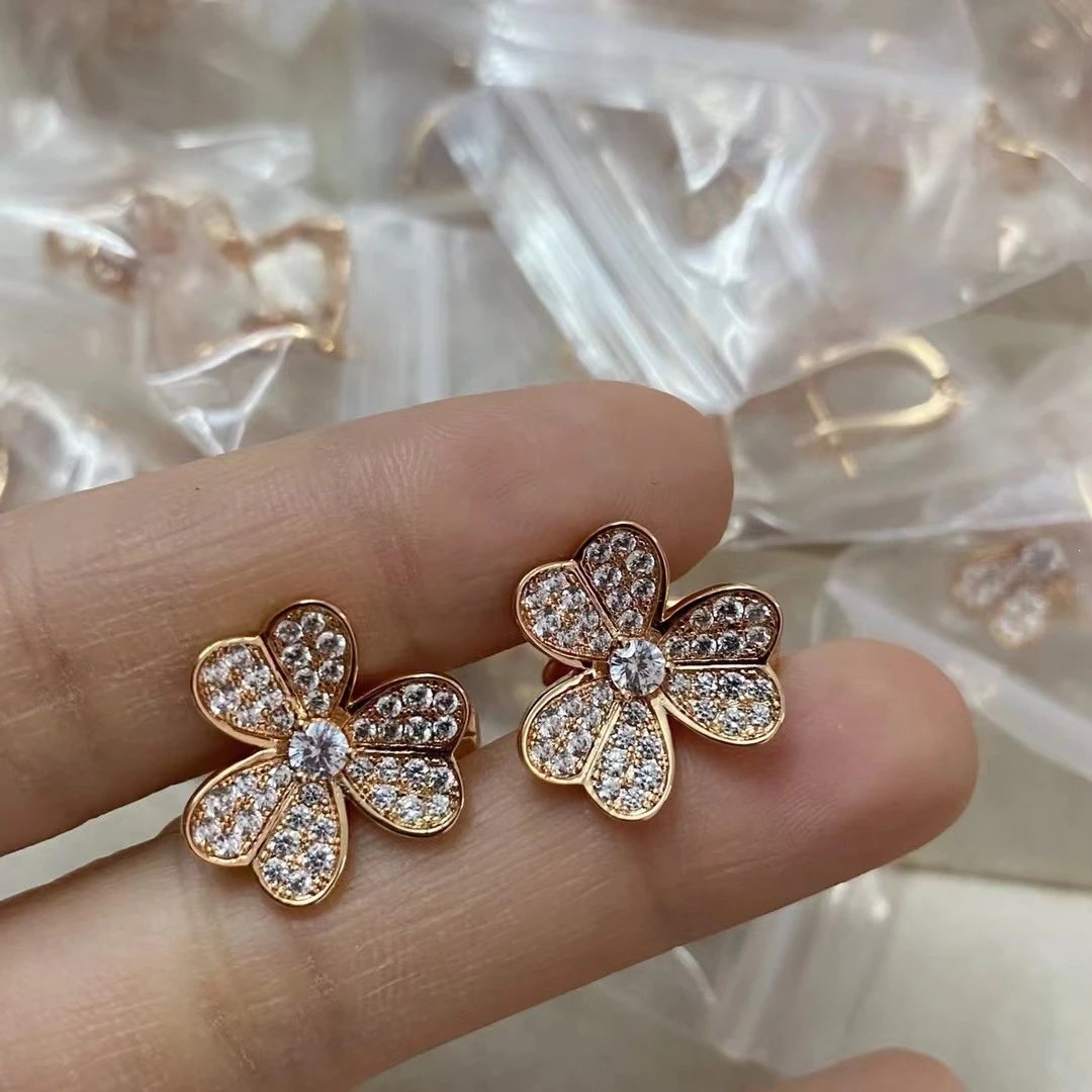 玫瑰金中号满钻耳拍