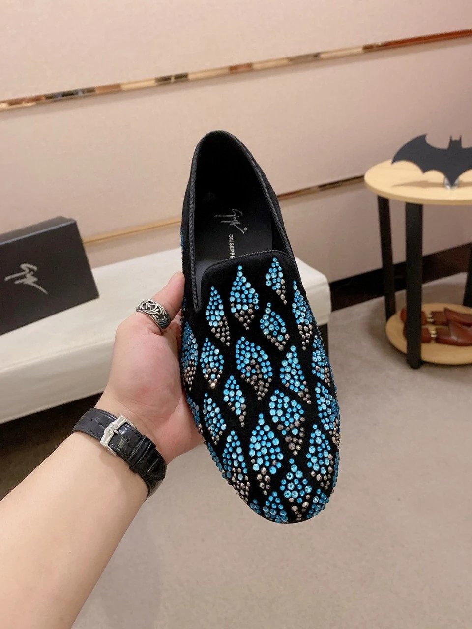 Design Giuseppe Zanotti Crystal-Embellished Velvet Loafers Blue Black Loafers - 12