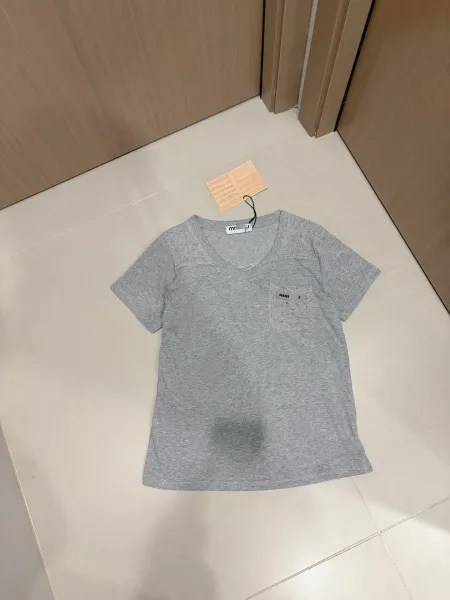 Miu Miu Pocket Detail V-Neck Gray T-Shirt - 1