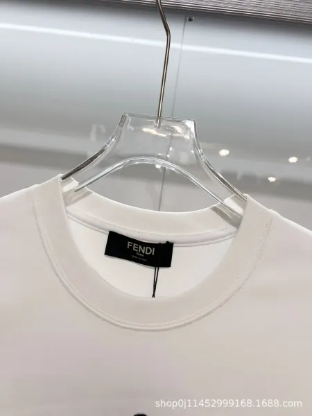 Fendi Graphic Embroidered White T-Shirt - 10