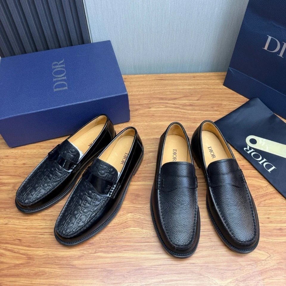 Dior Men's Black Embossed Leather Loafers