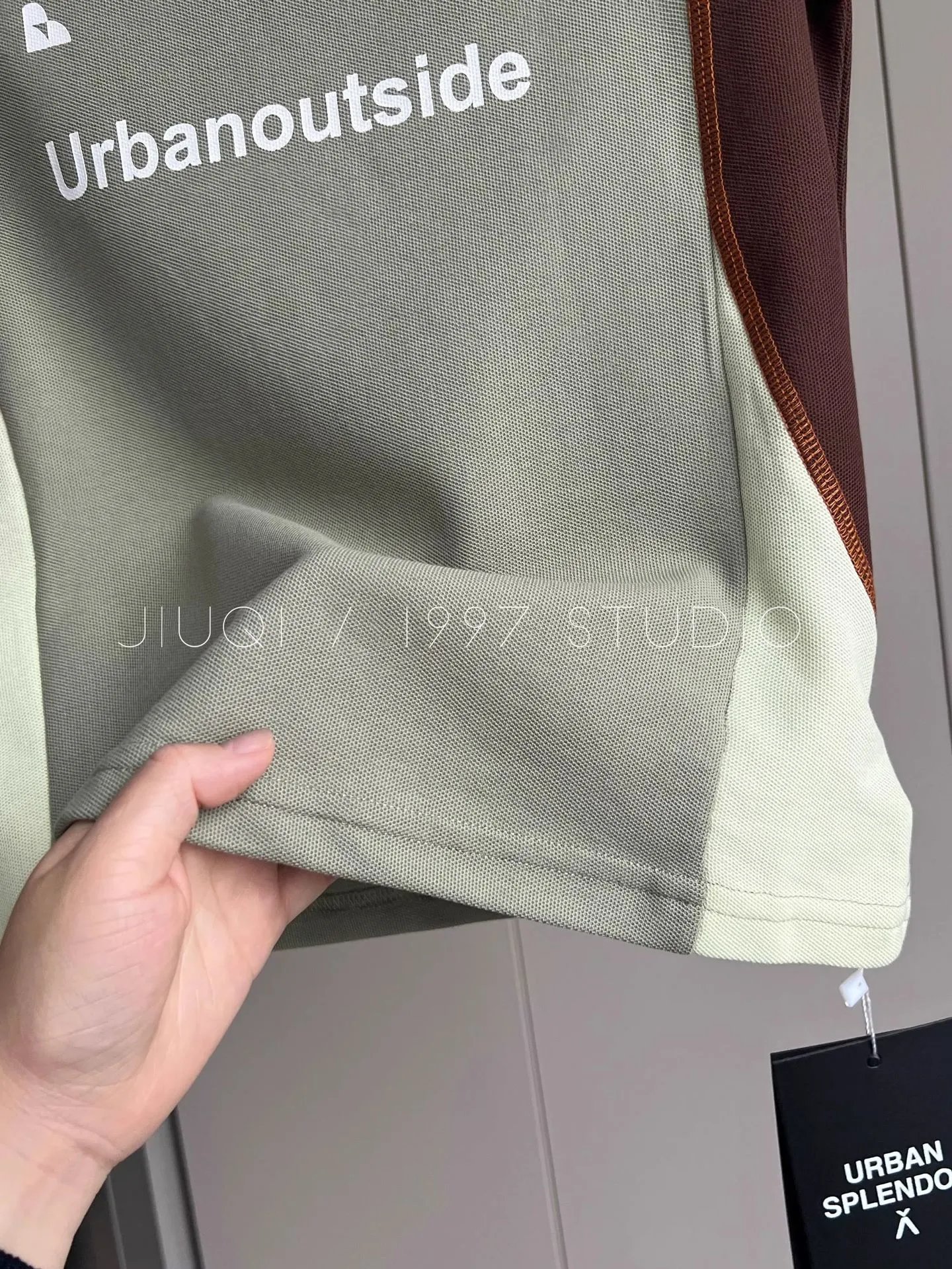 Design Urban Splendor Urbanoutside Color-Block Performance T-Shirt T-Shirts - 9