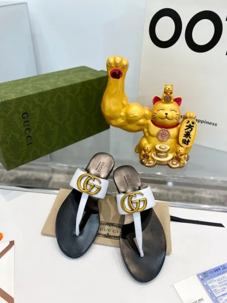 Gucci Horsebit Thong Sandals Black and Tan Leather Sandals - 19