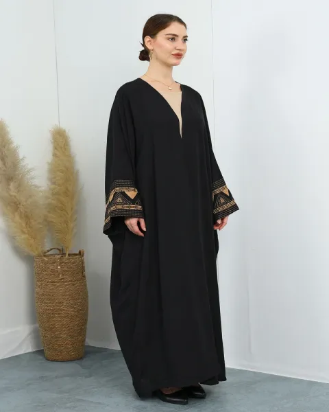 Design Abaya with Geometric Embroidery White Outerwear - 10