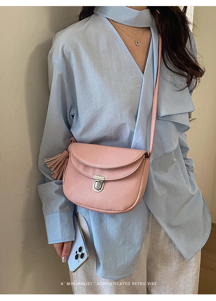 Design Saddle Bag Beige Crossbody Bag - 19