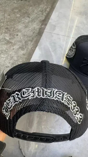 Design Barbed Wire & Lightning Bolt Trucker Cap Black Hats - 4