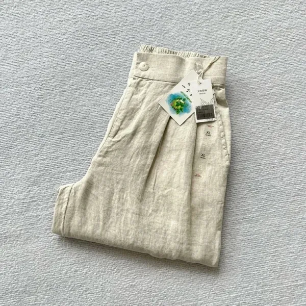 Design Striped Oversized T-Shirt and Beige Pleated Trousers with White Platform Sneakers Pants - 12