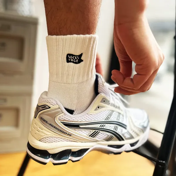 Design Ribbed Cuff Crew Socks Beige with Black Toe and Heel - 18
