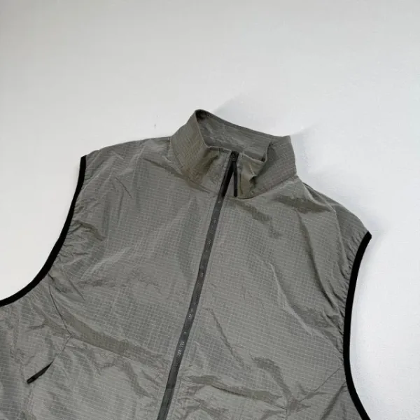 Design Goldwin Grid Tech Vest Olive Green Vest Outerwear.vest - 28