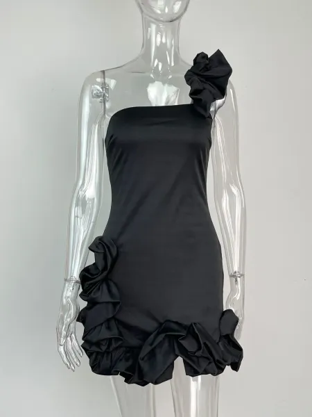 Design Ruffled Strapless Mini Dress in Cream - 18