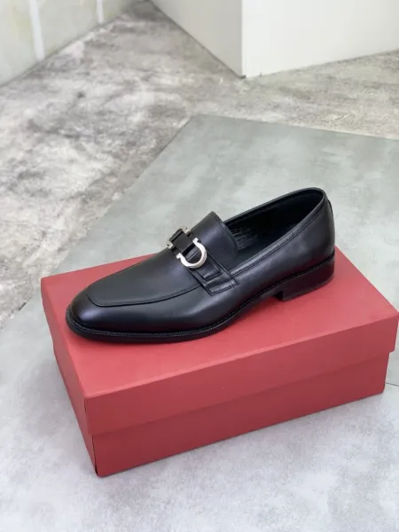 Salvatore Ferragamo Varina Loafer Black Leather Loafers - 2