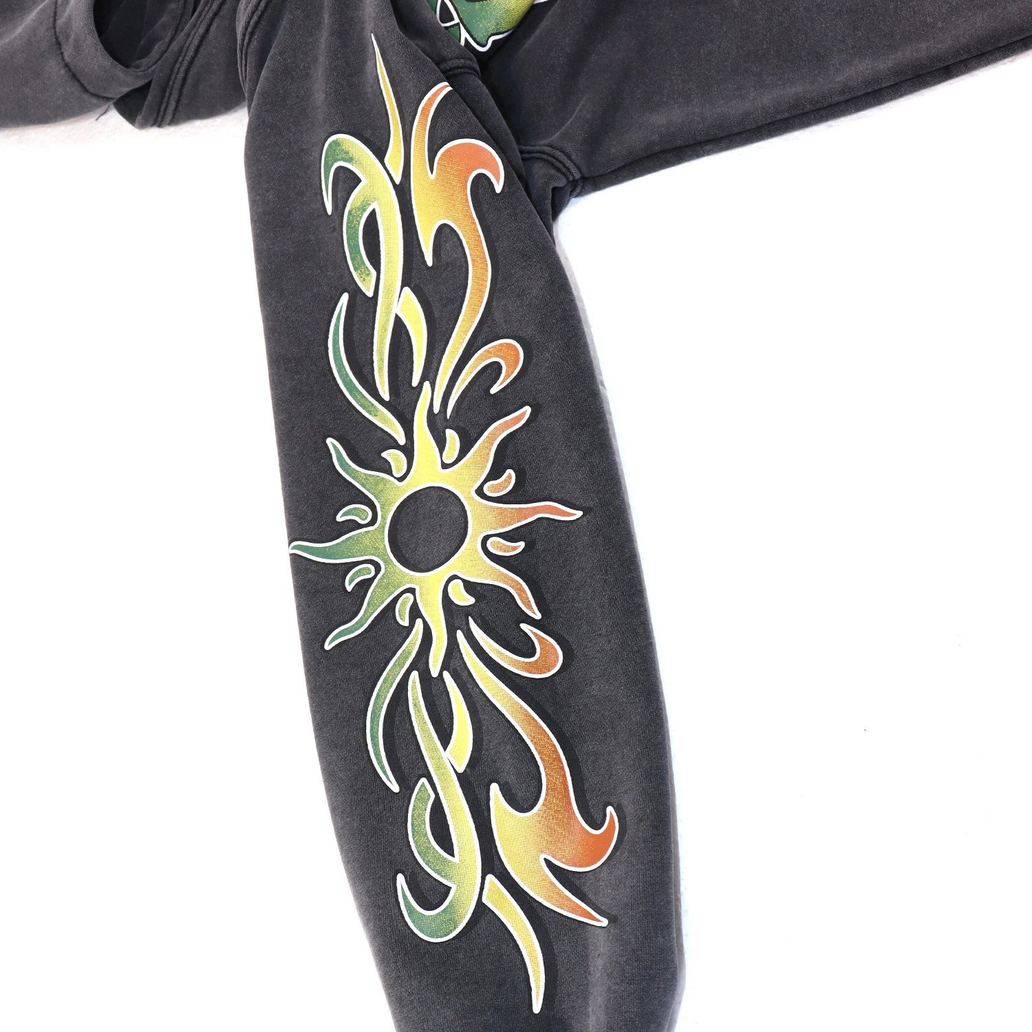 Design Jolly State Gradient Flame Hoodie Black - 7